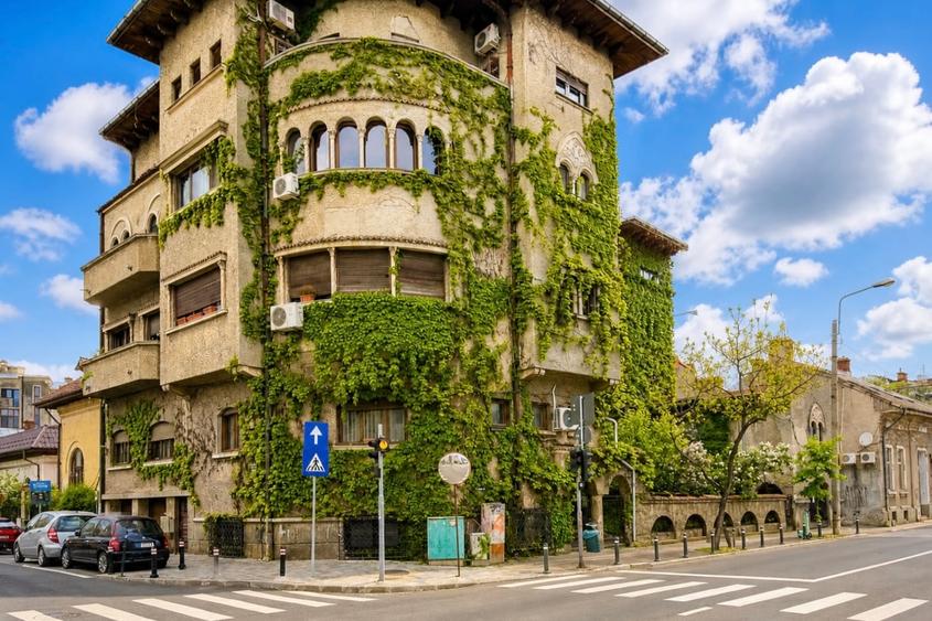 Apartament 2 camere în celebra casă Maria Tănase, str. Popa Nan - 7