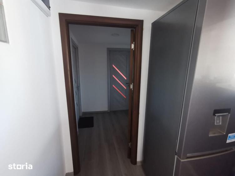Casă cu 8 camere decomandat cu Teren 257 Mp în Central