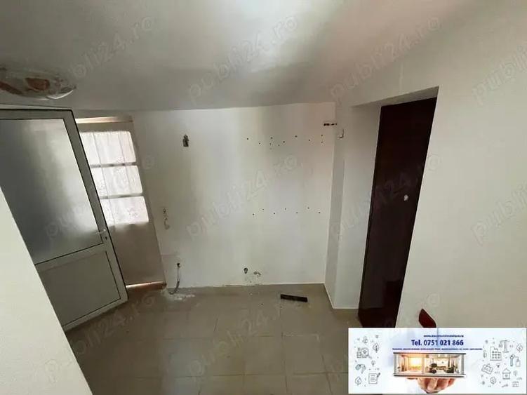 Casă cu 6 camere cu Teren 294 Mp în Central