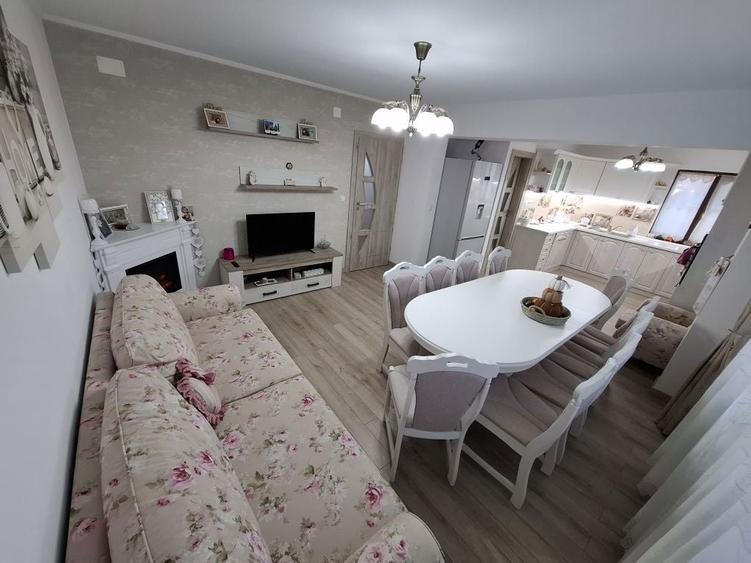 READY TO MOVE!!!Vila spatioasa complet mobilata la 2 km de Baile Felix - 6