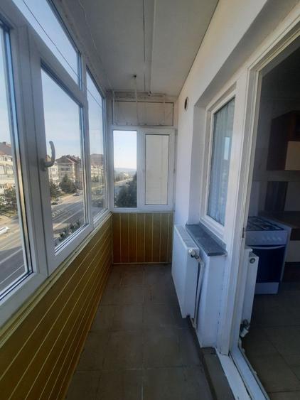 Apt 2 camere decomandat, 58 mp, Calea Romanului, de inchiriat, OMV, Cod 161711 - 10