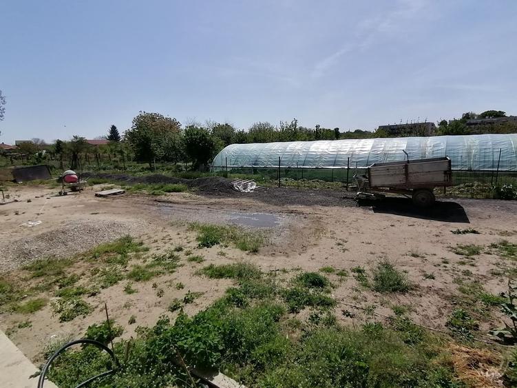 Casa P+1 in comuna 1 Decembrie - str. Victoriei - 11