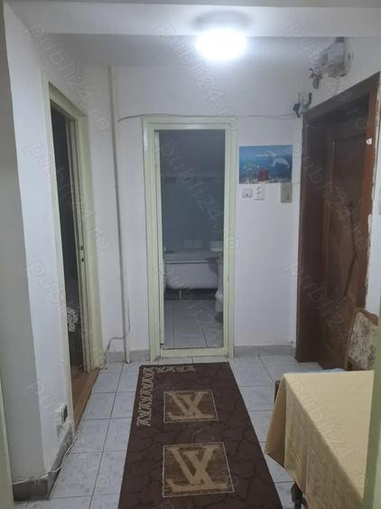 Ap 2 cam decomandat parter Podgoria ocupabil imediat - 7