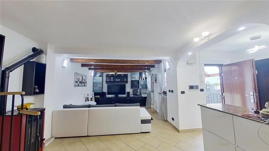 TUR 3D! Refugiu rafinat in Schei, Casa cu 3 camere amenajata cu stil, Brasov - 14