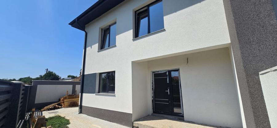 Agigea-Primarie, vila P+1, SD 125 mp, 4 camere, teren in proprietate de 260 mp - 12