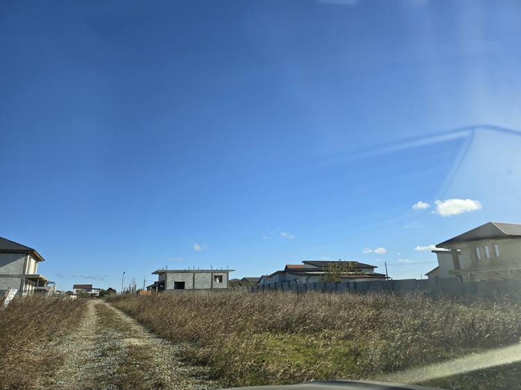 Teren de vanzare in Lazu lot de casa cu PUZ - 6