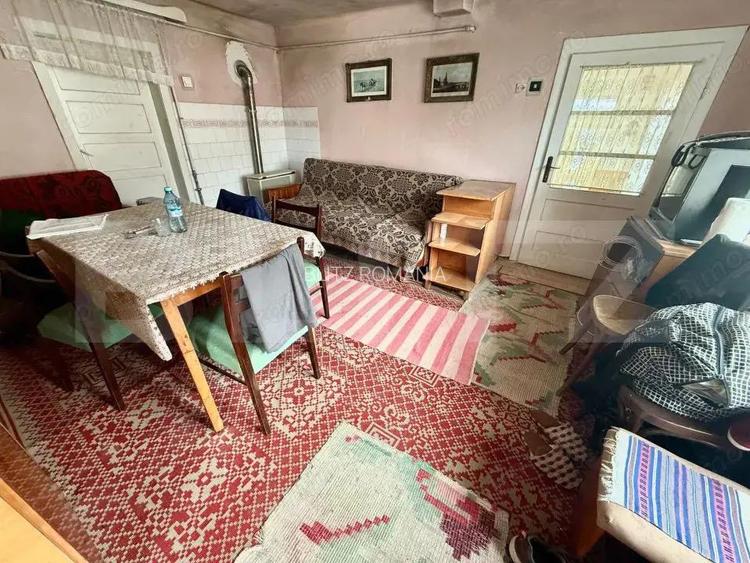 Casa de individuala, 4 camere, teren 1900mp - Zona Unirea