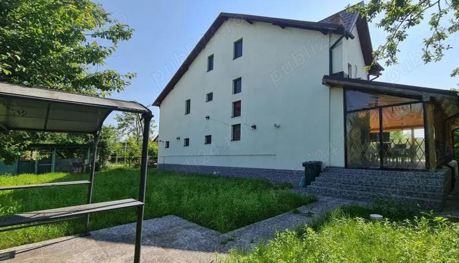 ! Craciun si pentru Anu NOU ! Casa moderna cu 5 camere ?i 5 bai confort in Gro?i, Maramure? - 8