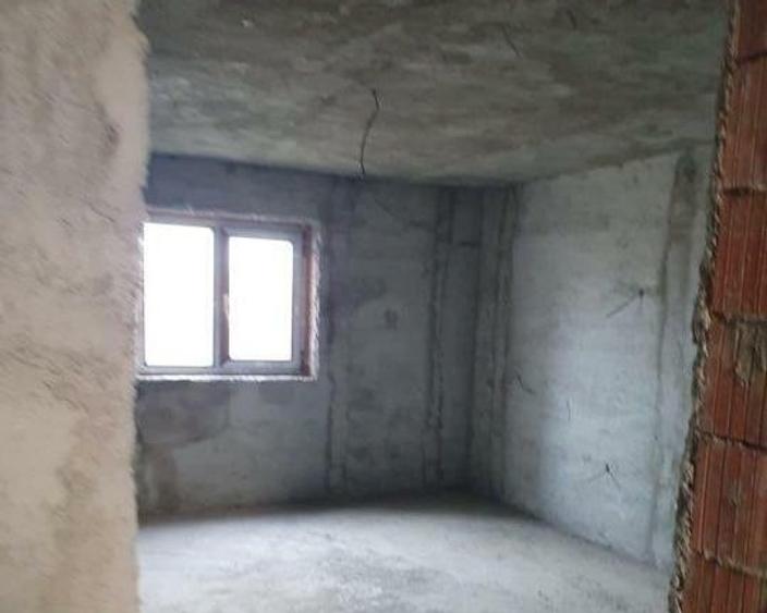 Casă individuală, P+M, la gri, în loc Ivanda, la 30 km de Timișoara, comision 0% - 9