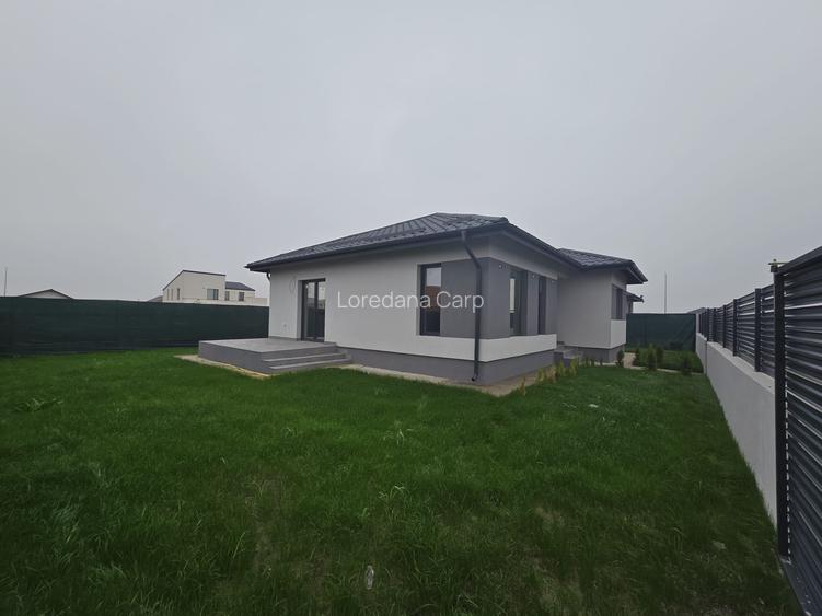 Casa individuala- 3 camere - 2 bai- incalzire pardoseala