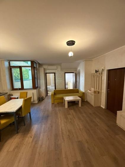 Inchiriere 3 camere zona tomis nord - 2