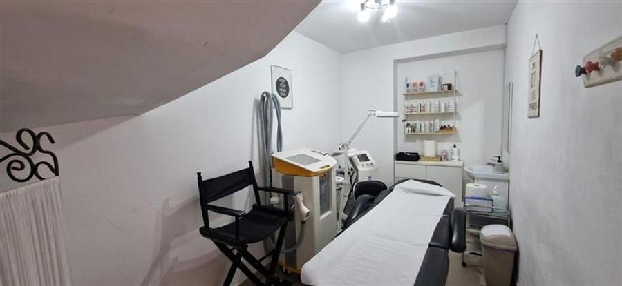 De inchiriat spatiu comercial semicentral - 4