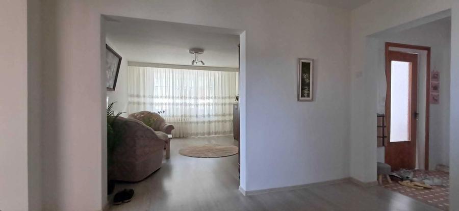 Proprietar | Ap. 4 camere, 87 mp util, Bvd. Traian (Bl. H4) - Priveliste deosebita + Boxa - 5