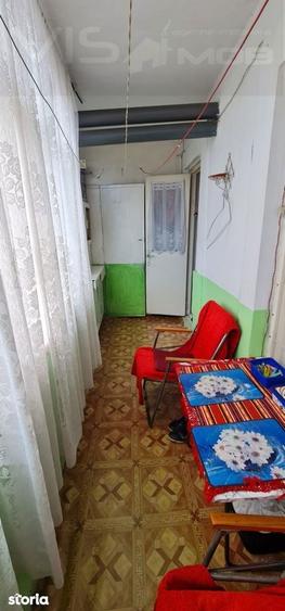 Apartament 3 camere - Zona de jos -Etaj 2 - 5