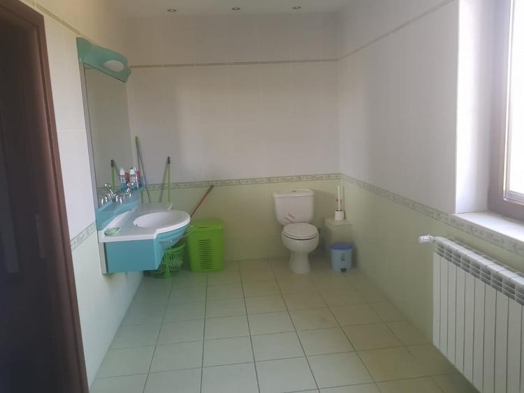 OCAZIE, VAND VILA  DE LUX 860 MP UTILI SI 1230 MP TEREN LANGA LACUL CERNICA - 17