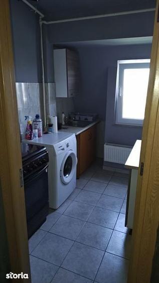 inchiriez garsoniera zona poarta 6 - 1