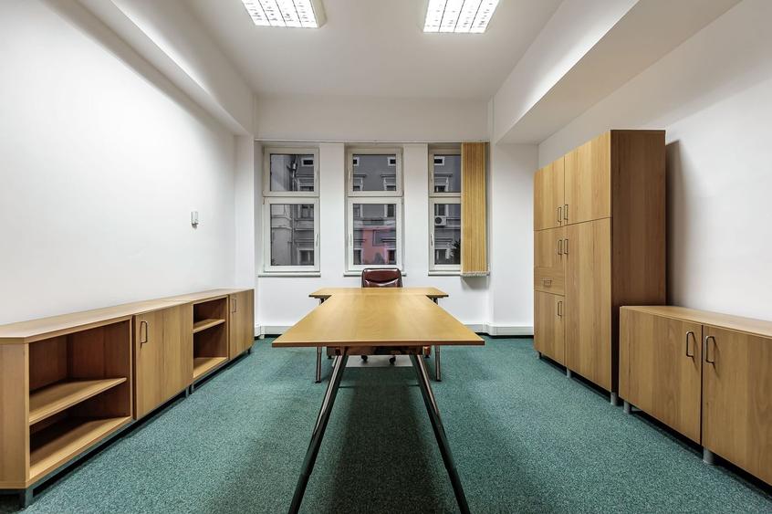 Birouri ultracentrale cu pază permanentă - 4