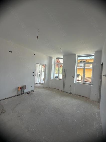 Casa de vanzare Zona Centrala, Sighetu Marma?iei Str. Gheorghe Doja nr. 61, ap. 2 Pre?: 89.000 - 4