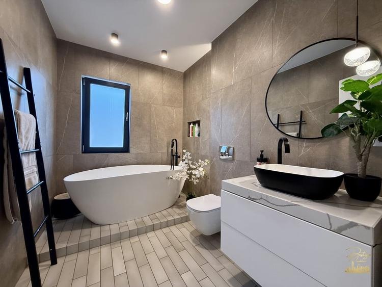 Casa de lux cu 4 camere si piscina de vanzare in Dezmir - Cluj - 6