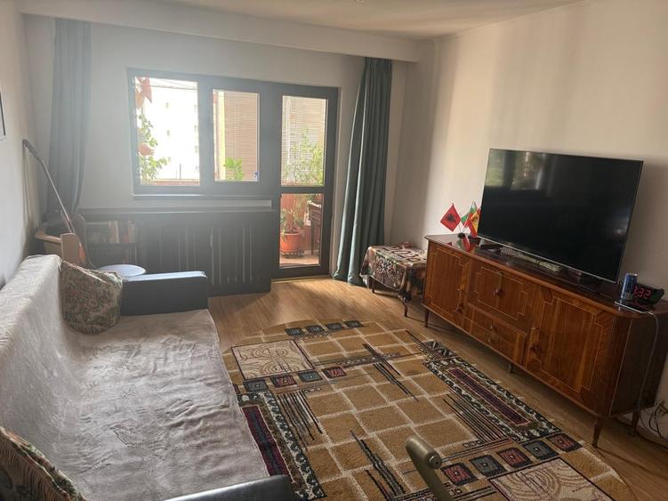 Parcul Tineretului, sector 4, apartament 3 camere decomandat 72 mp - 11