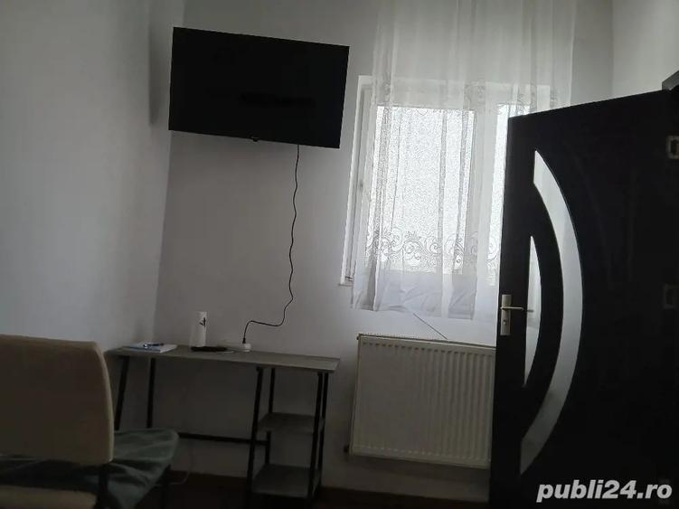Inchiriez garsoniera 1500 lei - 3