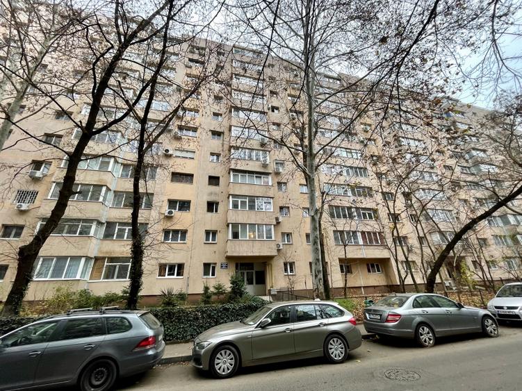 Vanzare 2 camere 50 mp, bloc 1980 - Militari, metroul Gorjului - 17