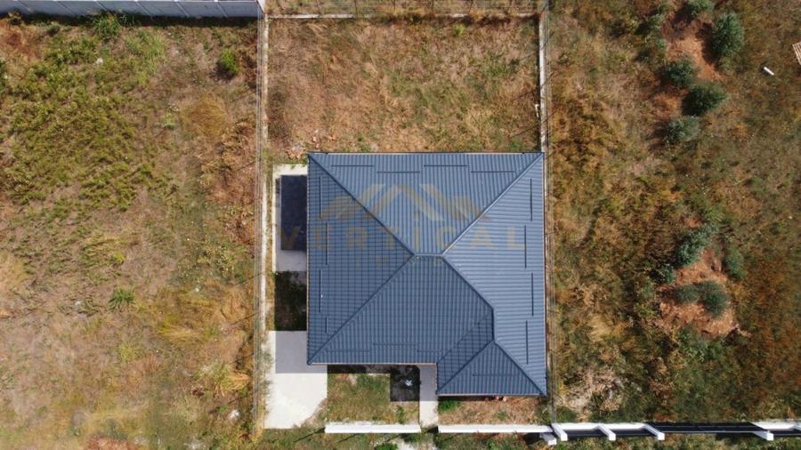 Casa parter 3 camere cu teren 330 mp - com Berceni - 2