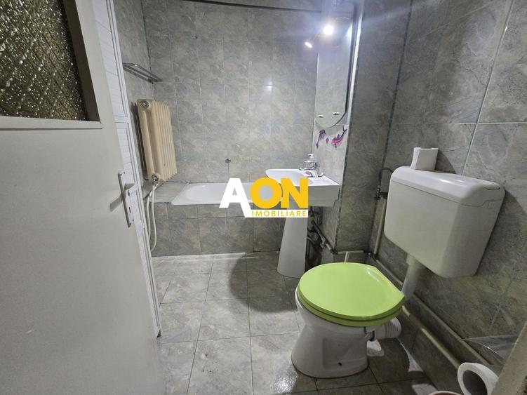 Apartament 3 Camere Decomandat Zona Cetate - 4