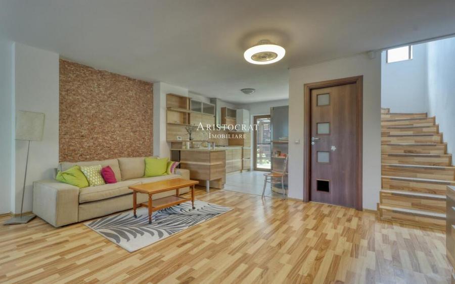 Vanzari Case / Vile Ostratu - proximitatea lacului - 2