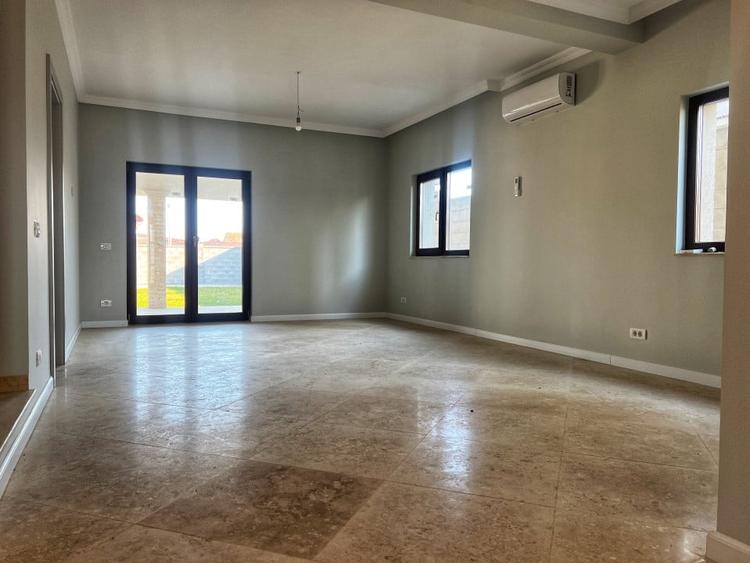 Duplex, 368mp teren, 149mp utili, 5 camere -  Sacalaz - 1