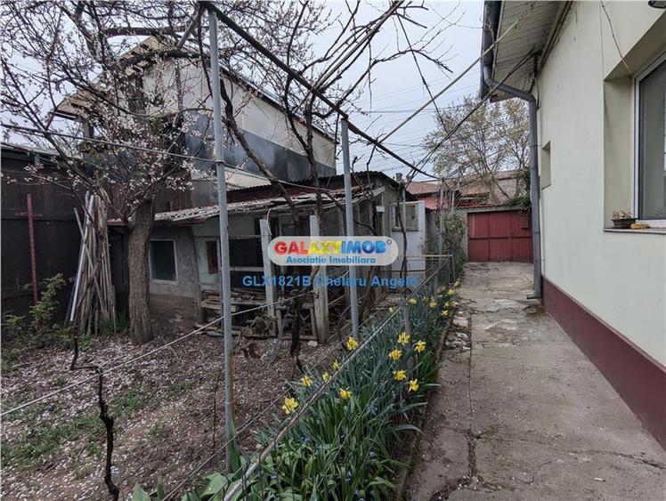 Rahova-Margeanului casa 100 mp, teren 315 mp,deschidere 13,5 ml,garaj - 6