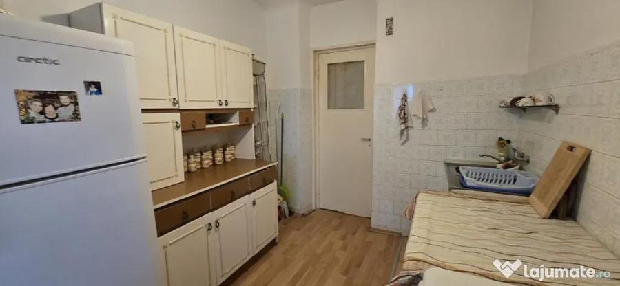 Apartament 4 camere, 83 mp, zona Vest - 6