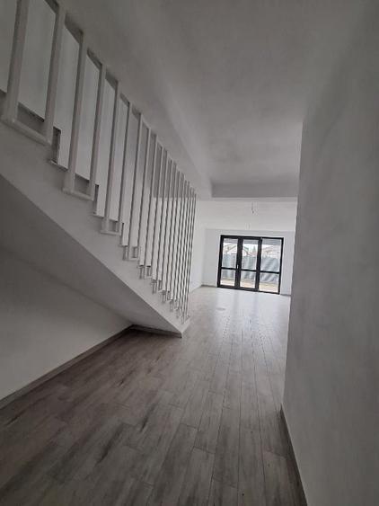 Casa noua, incalzire in pardoseala, 2 locuri de parcare, Se accepta credit - 9
