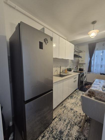 Apartament cu 2 camere decomandat, mobilat în Theodor Pallady