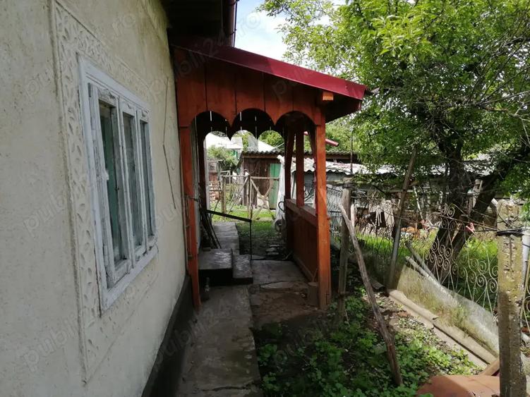 Casa batraneasca cu anexe si teren Loturi Enescu Dorohoi - 3