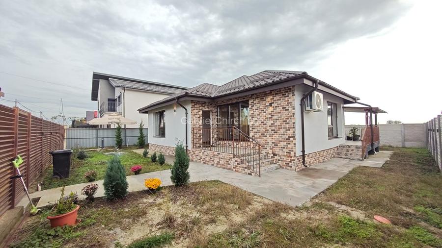 Casă pe parter, 3 camere, teren 380 mp, suprafata utila 94 mp