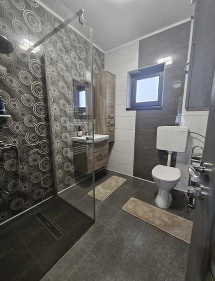 VILA MODERNA | PANOURI FOTOVOLTAICE | GARAJ - 9