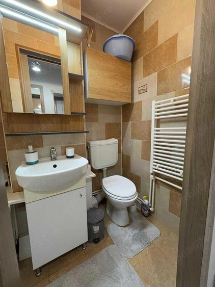 Inchiriez apartament bacau piata sud estaj doi - 5