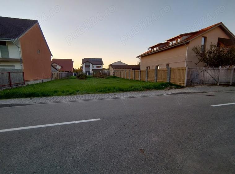 de vanzare teren constructii intravilan regim de inaltime P + 1 + M - 4