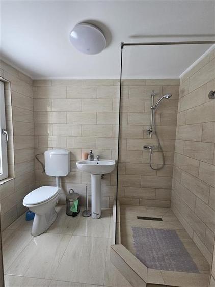 CASA DE VACANTA  CU TEREN DE VANZARE HARJA - 35