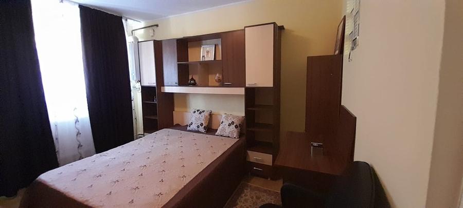 Apartament cu 2 camere decomandat situat in Siderurgistilor zona Viaduct, - 1