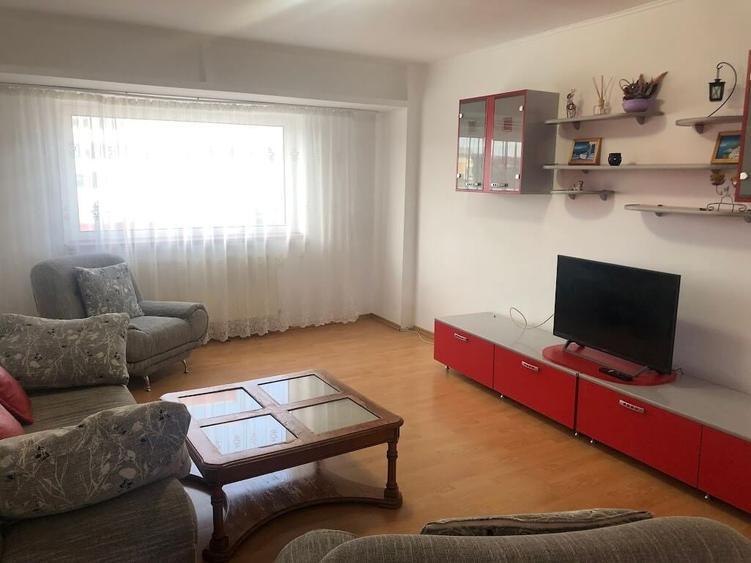 Ofer inchiriere ap 3 camere  ultracentral, mobilat si utilat, 550 euro - 2