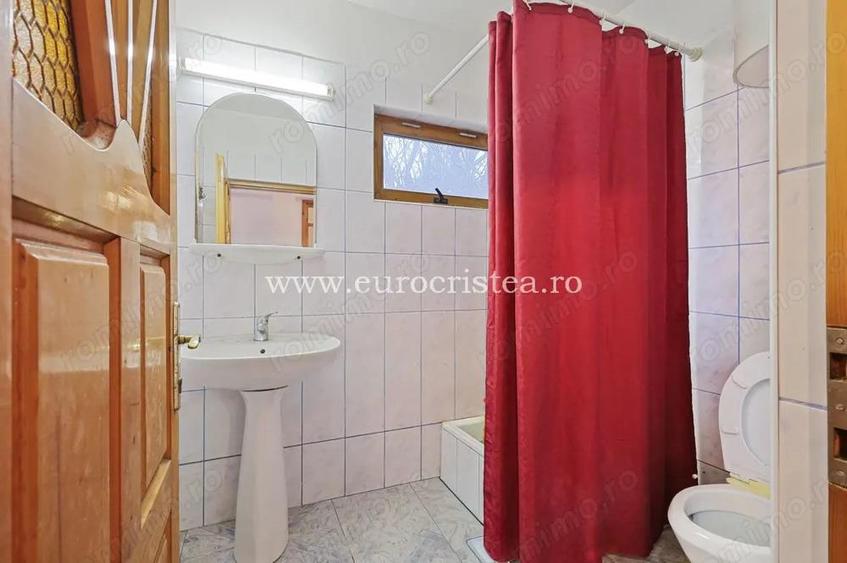 Casa de vanzare in Mangalia Zona Centrala - 1