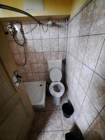 Garsoniera, etajul 3/4, zona Podu Ros - 5