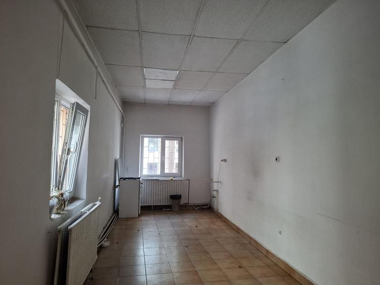 URGENT!, CONSTRUCTIE 1993,  RANDAMENT MINIM 8 %/ an, NEGOCIABIL - 9