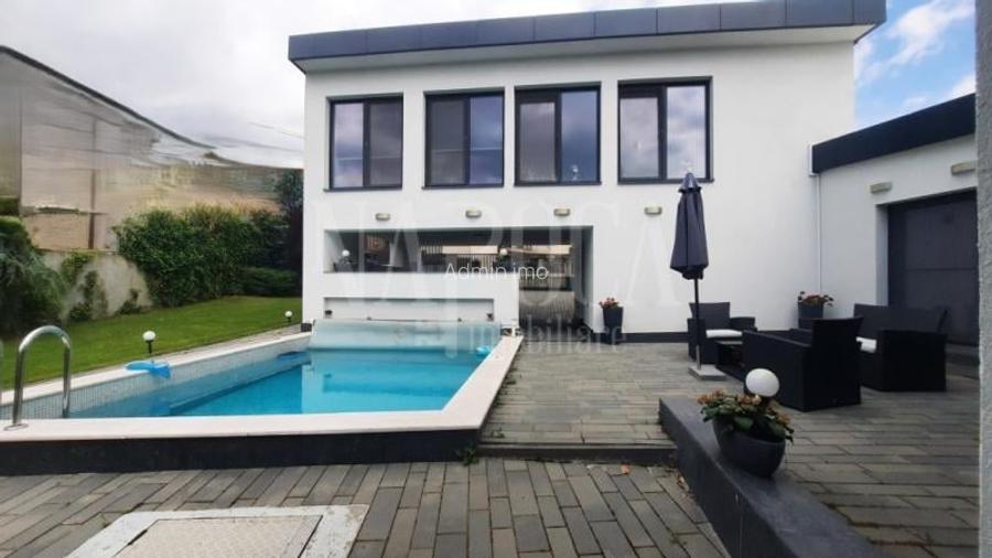 Casa 8 camere de inchiriat in Cetatea Fetei, Floresti