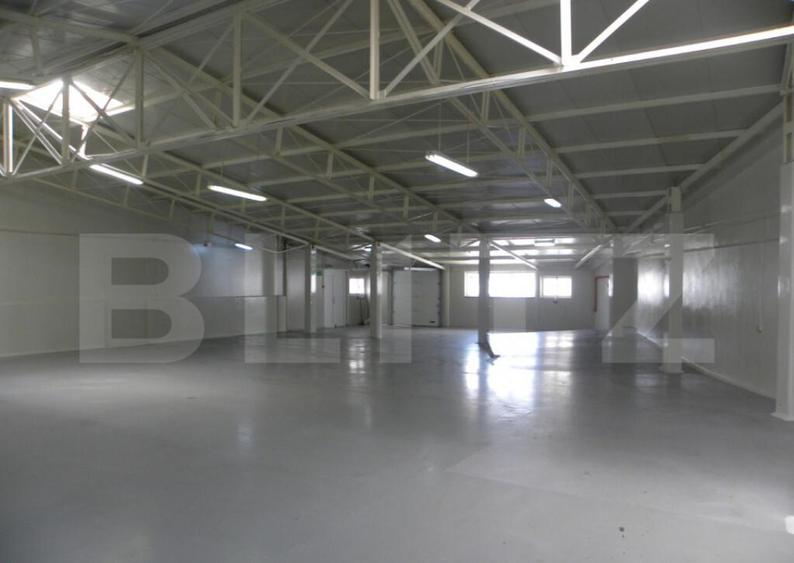 Hala cu birouri, clasa A, 425 mp - 2