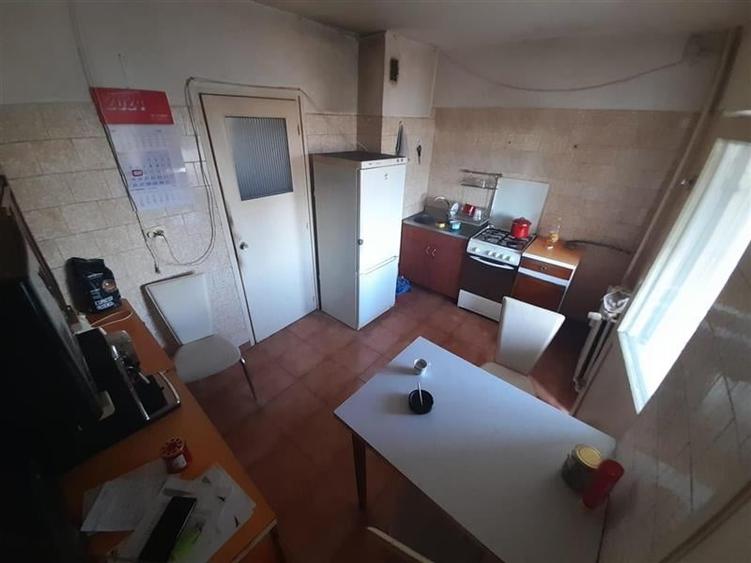 Apartament 3 camere de vanzare zona Republicii - 3