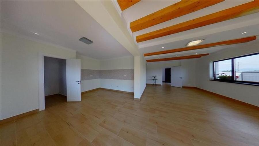 In stil mediteranean, curte proprie, 4 camere, terasa, pod mansardabil, Harman, - 36