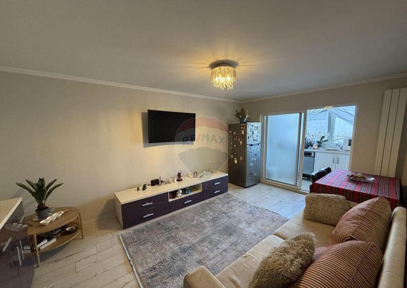 Apartament renovat modern - 4